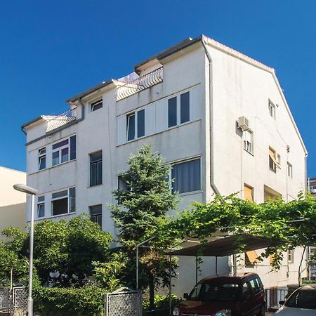 Amazing Apartment In Split With Kitchen Eksteriør billede